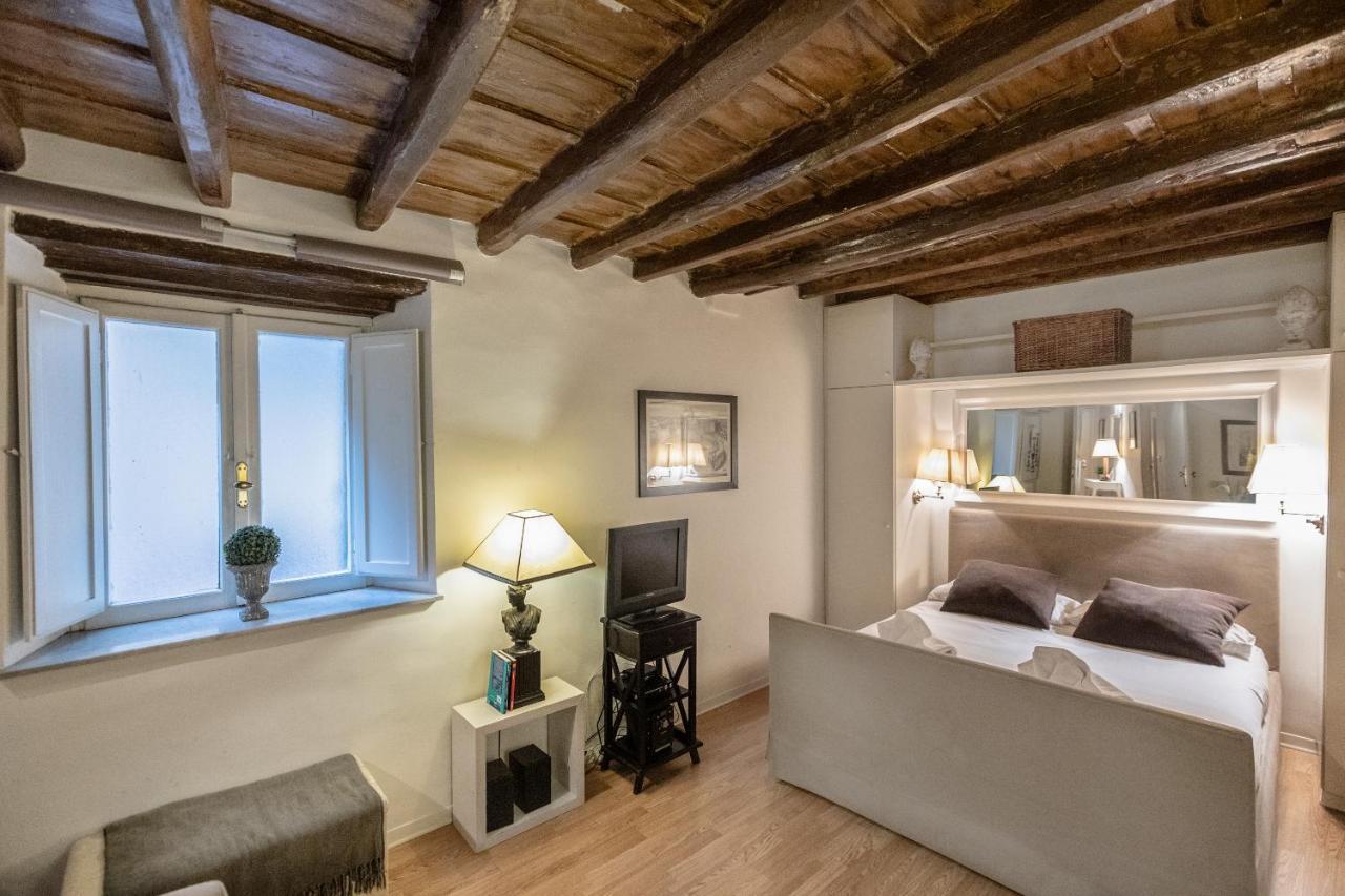 Romantica Studio-Rental In Рим Экстерьер фото
